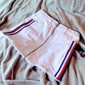Forever 21 white denim miniskirt size M